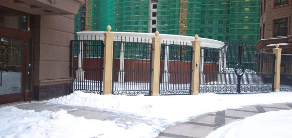 Полуротонда тип 7, 24 колонны, диаметр 20400 мм Высота: 4100 мм, прямая, с тумбой